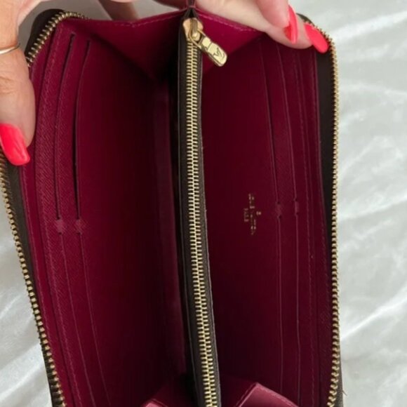 đź’ŽLouis Vuitton Brown Monogram Women's Wallet - Picture 2 of 3